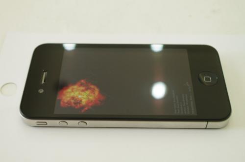 b iPhone 4G-1.jpg