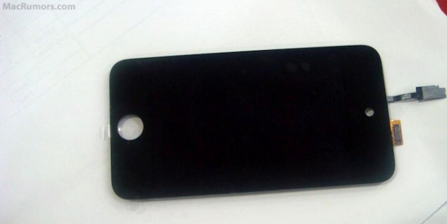 iPod touch 4G panel 1.jpg